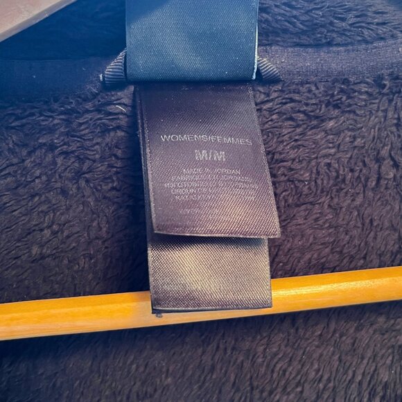 The North Face Black Monkey Fur Fleece – Women’s M | Super Soft Full-Zip Jacket - Picture 6 of 6